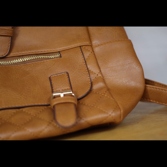 Handbag/Purse - Picture 3 of 4